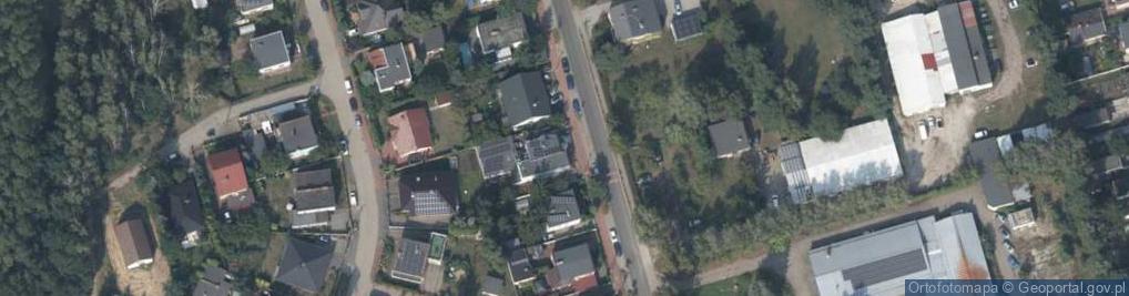 Zdjęcie satelitarne Invest