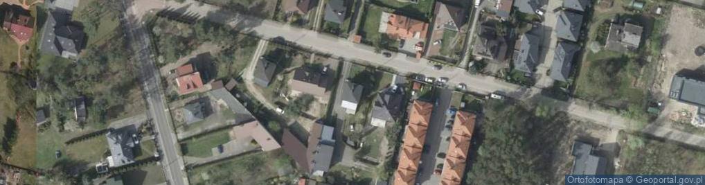 Zdjęcie satelitarne J&J Trend