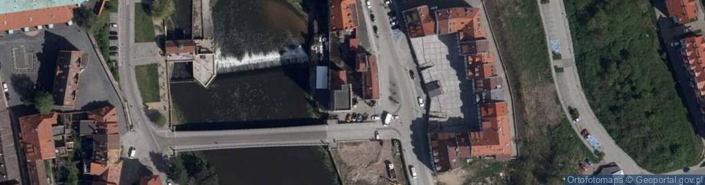 Zdjęcie satelitarne Kamila Lech-Gajda