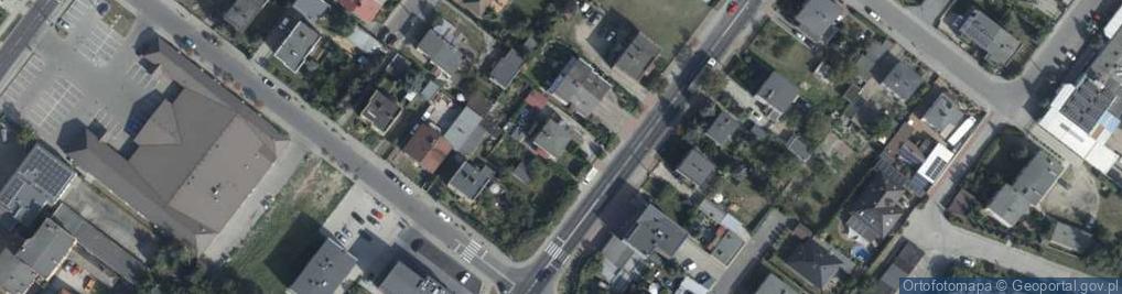 Zdjęcie satelitarne Karolina Wujek Delikatesy Madex