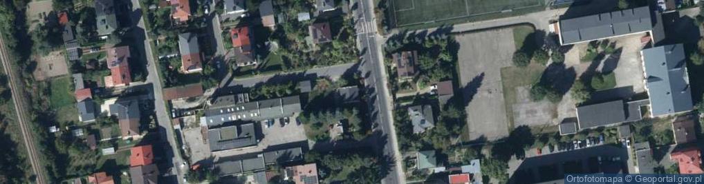 Zdjęcie satelitarne Kartony - Kartoniki.pl