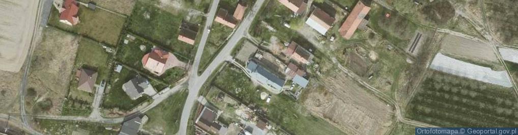 Zdjęcie satelitarne Klub Piłkarski Błękitni Pawłów Trzebnicki