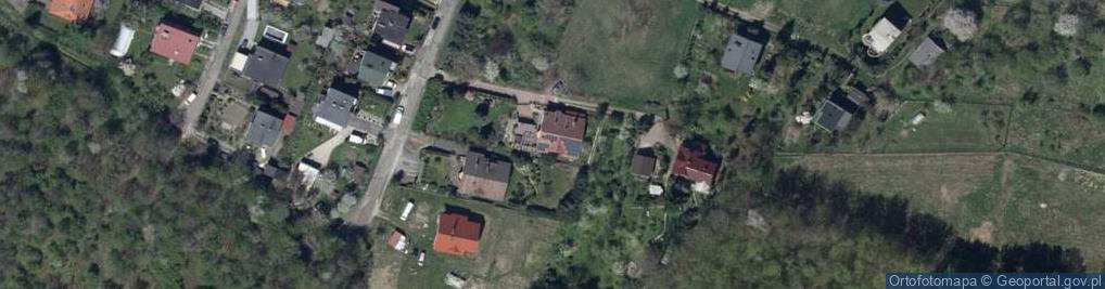 Zdjęcie satelitarne Klub Rekreacyjno Sportowy Nasz Gwoździewicz H Zemła Buda J