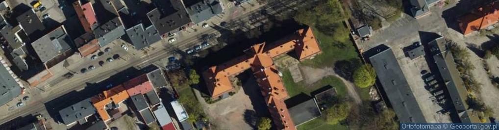 Zdjęcie satelitarne Klubo Kawiarnia Saper