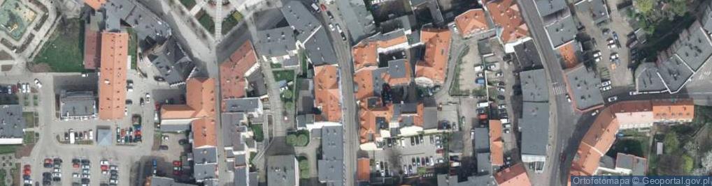 Zdjęcie satelitarne Komornik Sądowy Aurelia Chmura przy Sądzie Rejonowym w Wałbrzychu