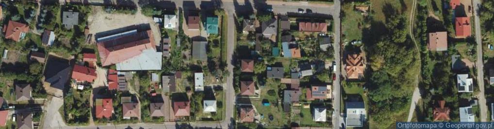 Zdjęcie satelitarne Komp Base