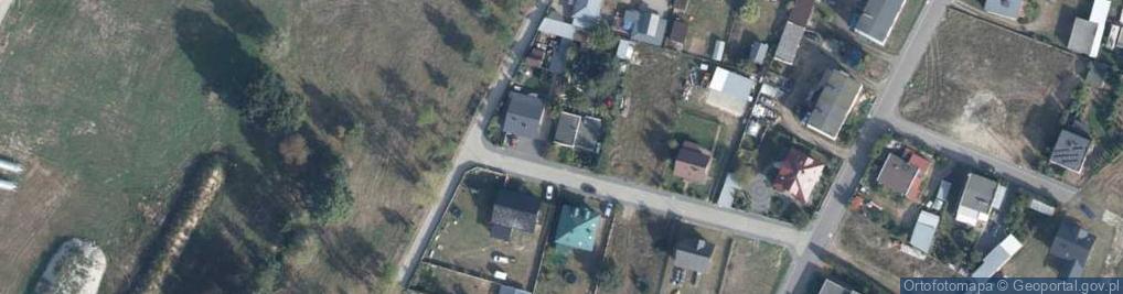 Zdjęcie satelitarne Kubuś Puchatek Handel