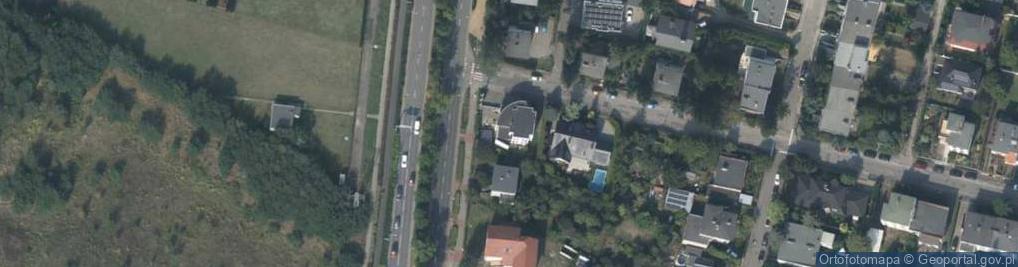 Zdjęcie satelitarne Łacina Dom
