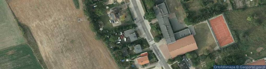 Zdjęcie satelitarne Leszek Lella Firma Handlowa Luis