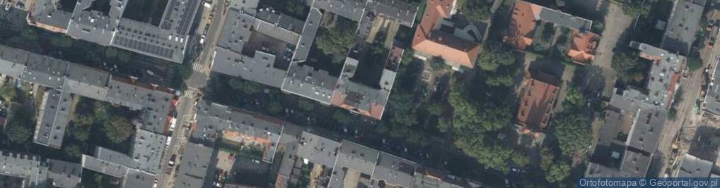 Zdjęcie satelitarne Linia Art