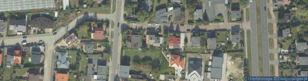 Zdjęcie satelitarne M-Dentik Laboratorium Techniki \nDENTYSTYCZNEJ Paweł Makowiecki