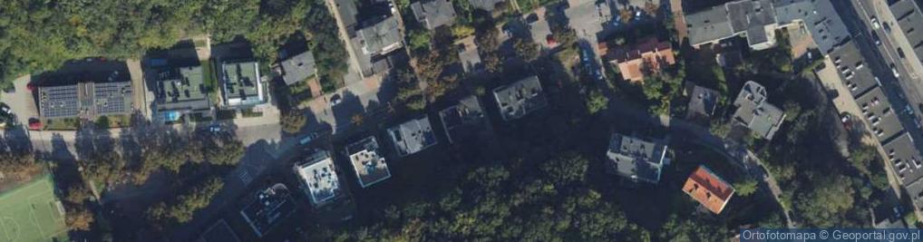 Zdjęcie satelitarne Magdalena Różalska Usługi Fryzjersko-Perukarskie