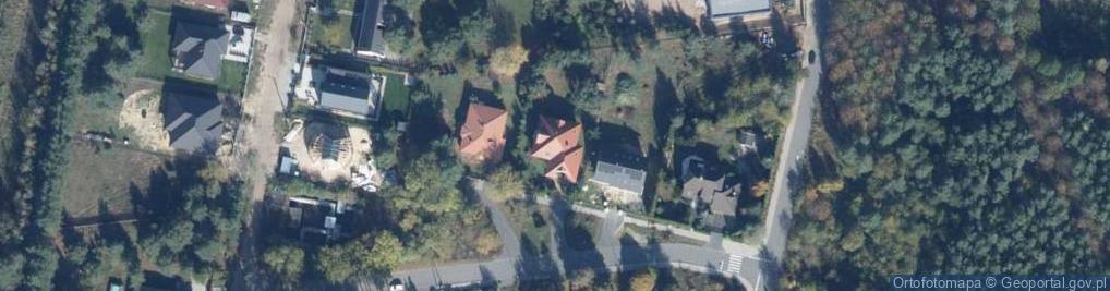 Zdjęcie satelitarne Maria Wąsowska Wydawnictwo Mali Artyści