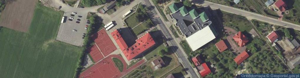 Zdjęcie satelitarne Miejski Zespół Szkół w Annopolu Publiczna Szkoła Podstawowa im KS Józefa Poniatowskiego
