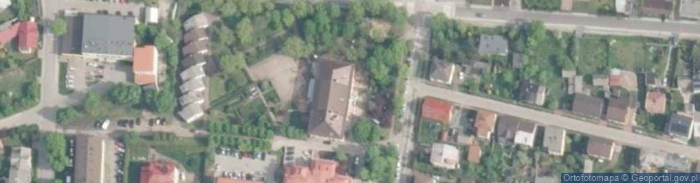 Zdjęcie satelitarne Miejsko Gminny Ośrodek Kultury