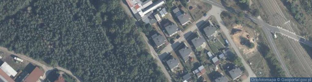 Zdjęcie satelitarne Młynarek Gwidon. Lampy i lusterka samochodowe