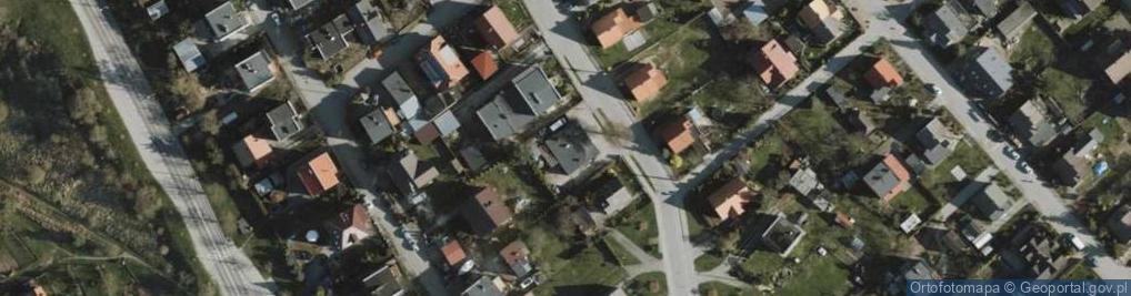 Zdjęcie satelitarne Modena Edmund Sumiński Teresa Czarnota