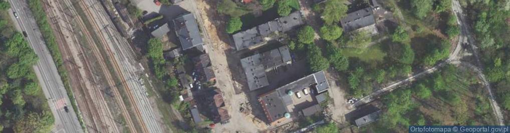 Zdjęcie satelitarne Niepubliczny Zakład Opieki Zdrowotnej Almed Alina Suberlak Irena Uchnast Zielińska