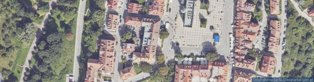 Zdjęcie satelitarne Niepubliczny Zakład Opieki Zdrowotnej Zdrowie w Sandomierzu Chojnacka Gładysz Hanna