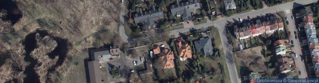 Zdjęcie satelitarne Ośrodek Nauczania Rekreacyjnej Jazdy Konnej