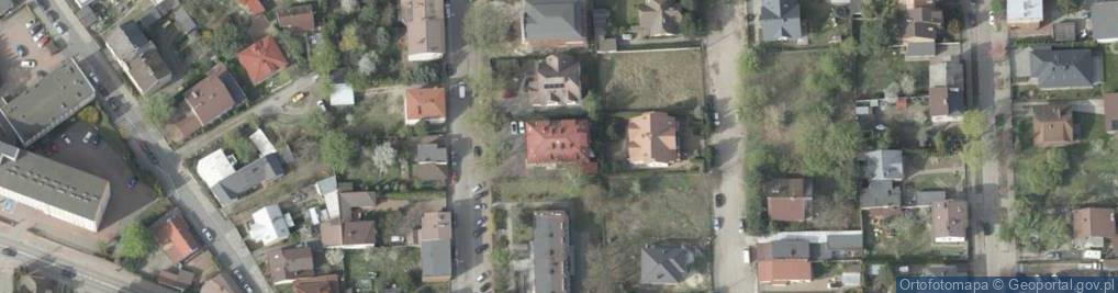 Zdjęcie satelitarne Ośrodek Rehabilitacji Zaburzeń Wieku Rozwojowego u dzieci Wołom