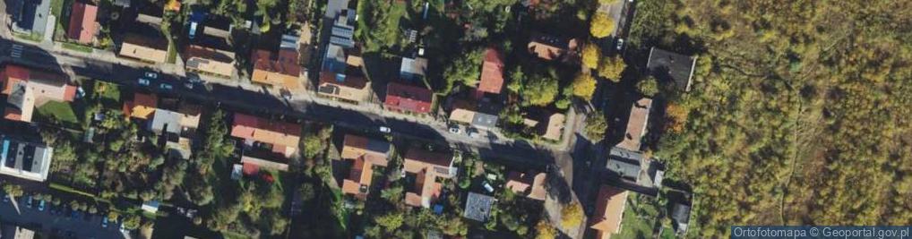 Zdjęcie satelitarne Papierowy Księżyc Rafał Szymański Artur Wróblewski