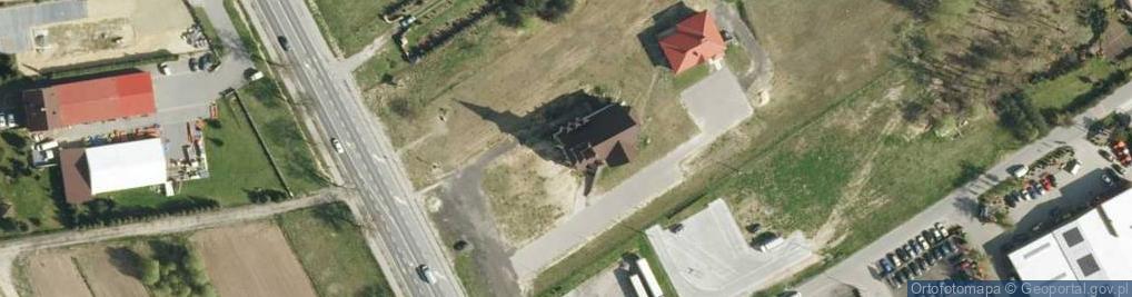 Zdjęcie satelitarne Parafia Rzymskokatolicka P.w.Miłosierdzia Bożego w Łucce