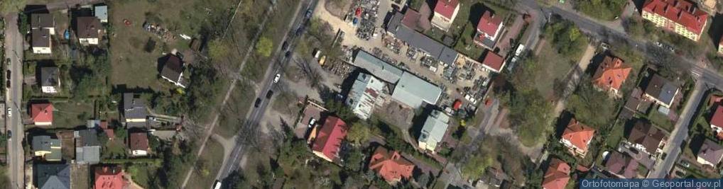 Zdjęcie satelitarne pod Lipami Kiosk Wielobranżowy
