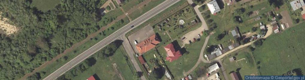 Zdjęcie satelitarne Podkarpacki Ośrodek Maszynowy Eko Bieszczady w Latusek w Litera