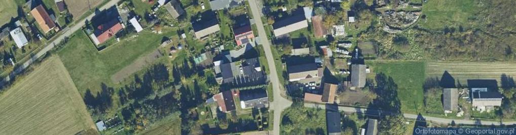 Zdjęcie satelitarne Polemika