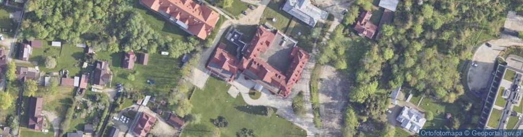 Zdjęcie satelitarne Polskie Towarzystwo Chirurgii Kręgosłupa