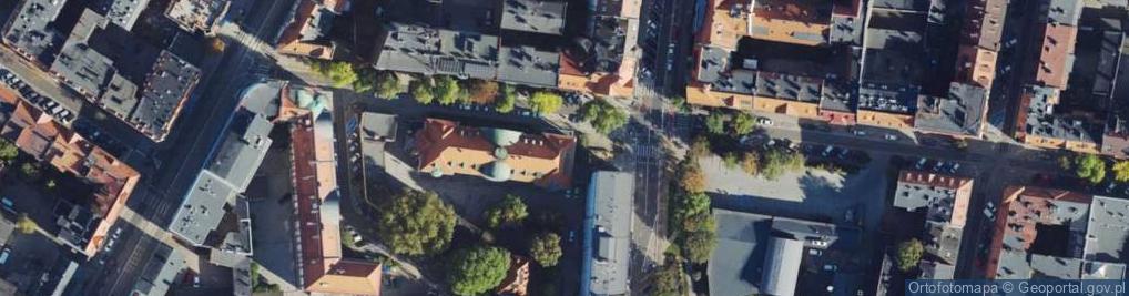 Zdjęcie satelitarne Polskie Towarzystwo Kultury