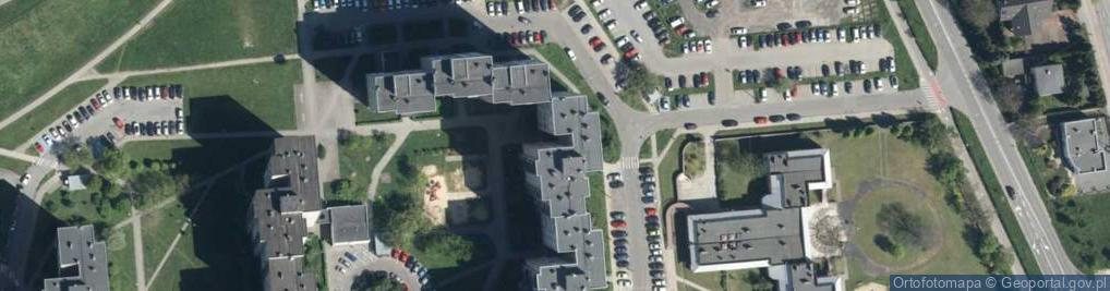 Zdjęcie satelitarne Pośrednictwo Handlowe i Usługowe