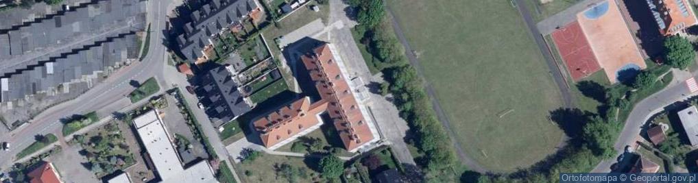 Zdjęcie satelitarne Powiatowy Ośrodek Doskonalenia Nauczycieli w Stargardzie Szcz