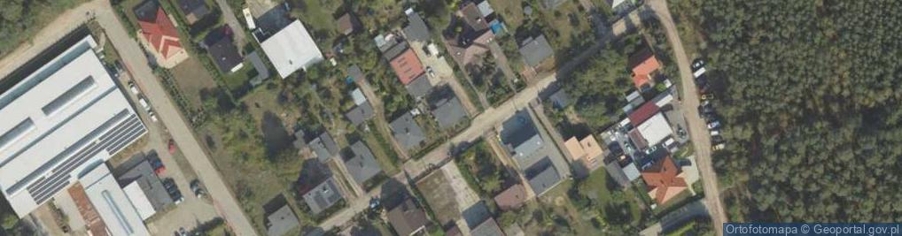 Zdjęcie satelitarne Przedsiębiorstwo Handlowo Usługowe