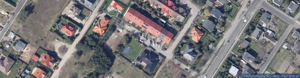 Zdjęcie satelitarne Przedsiębiorstwo Handlowo Usługowe