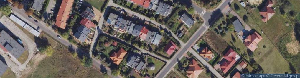 Zdjęcie satelitarne Przedsiębiorstwo Handlowo Usługowe