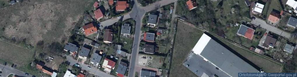 Zdjęcie satelitarne Przedsiębiorstwo Handlowo Usługowe