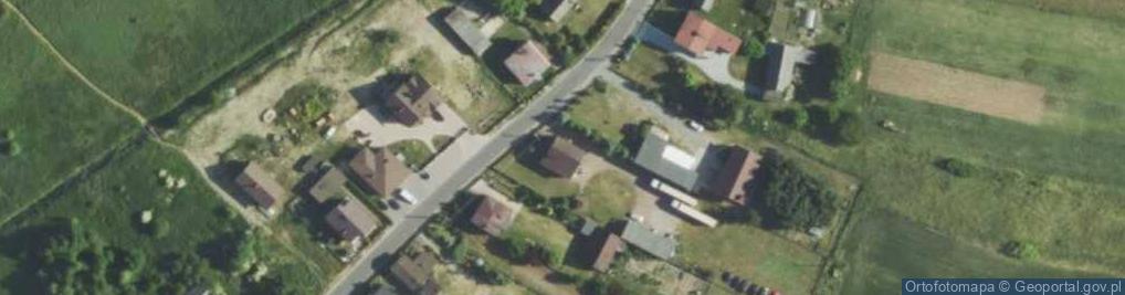 Zdjęcie satelitarne Przedsiębiorstwo Handlowo Usługowe