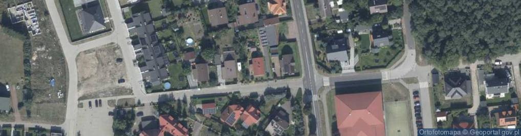 Zdjęcie satelitarne Przedsiębiorstwo Handlowo Usługowe