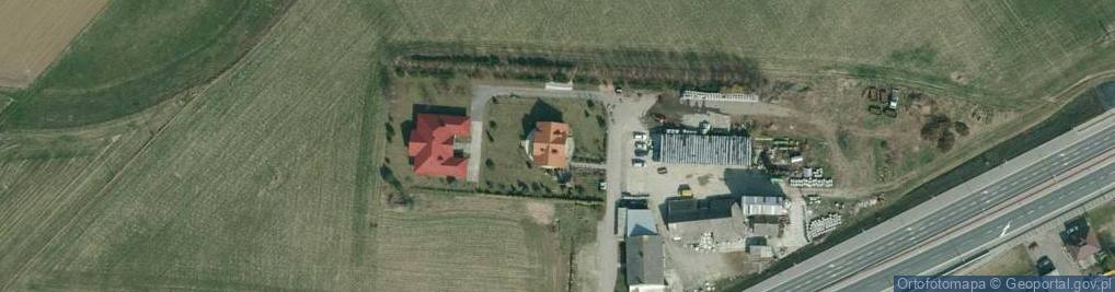 Zdjęcie satelitarne Przedsiębiorstwo Produkcyjno Handlowo Usługowe Agro Źródło