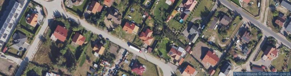 Zdjęcie satelitarne Przedsiębiorstwo Usług Transportowych Artur Piernik Chrząstowo 75, 88-140 Gniewkowo