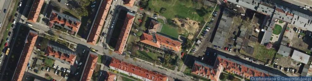 Zdjęcie satelitarne Przedszkole nr 71 pod Topolą