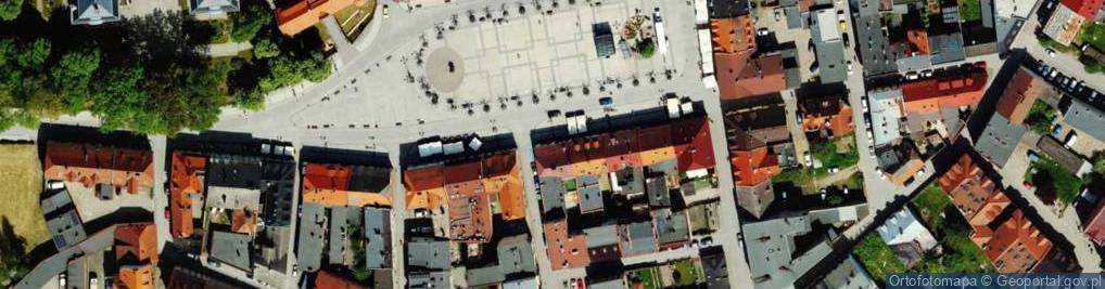 Zdjęcie satelitarne Pszczyński Zespół Kameralny Con Fuoco