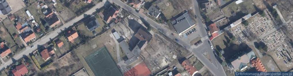 Zdjęcie satelitarne Publiczna Szkoła Podstawaowa Nr3 im Jana Pawła II