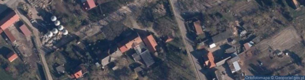 Zdjęcie satelitarne Publiczna Szkoła Podstawowa w Jesionowie