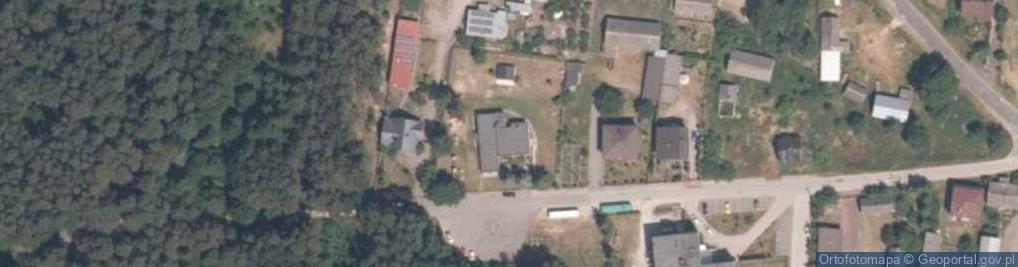 Zdjęcie satelitarne Publiczne Przedszkole w Masłowicach