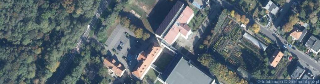 Zdjęcie satelitarne Puszczykowskie Stowarzyszenie Nauczycieli Senior