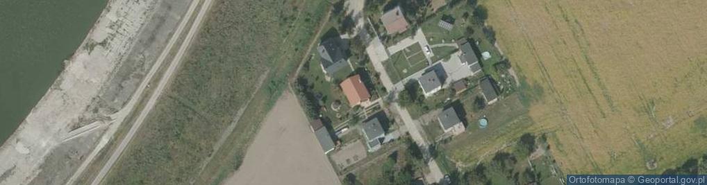 Zdjęcie satelitarne Regina Majkrzak
