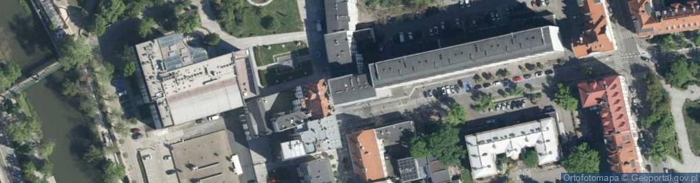 Zdjęcie satelitarne Regionalne Towarzystwo Finansowe